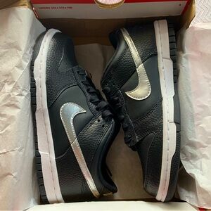 Nike Dunk Low GS Youth Size 4.5